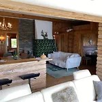 Alm On Mondsee Mountain, Pets Welcome! Zell am Moos